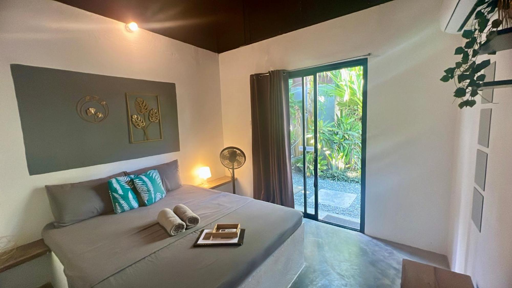 Yay Lodge Siargao, Private Room 1 With Ac & Hot Shower And Fast Starlink Wifi General Luna  Εξωτερικό φωτογραφία